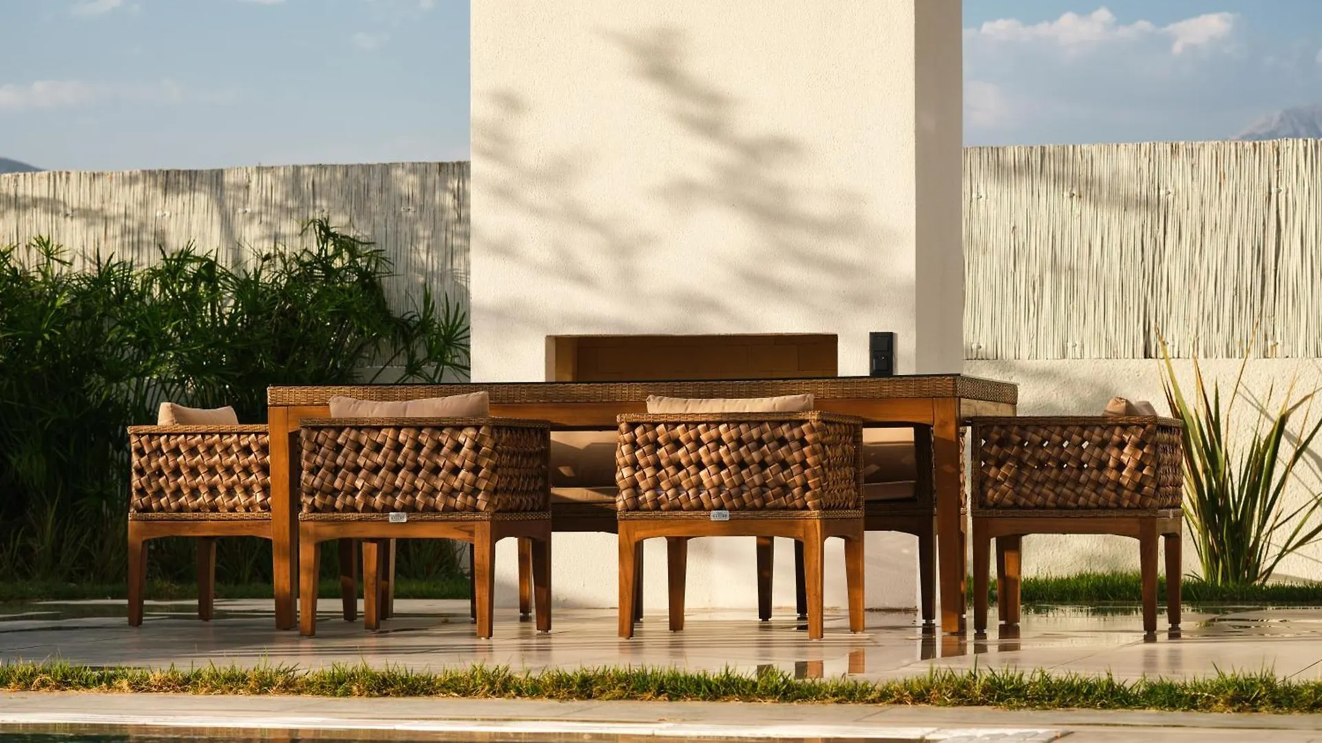Ashta Suites / Zen Suite Φετιγιέ