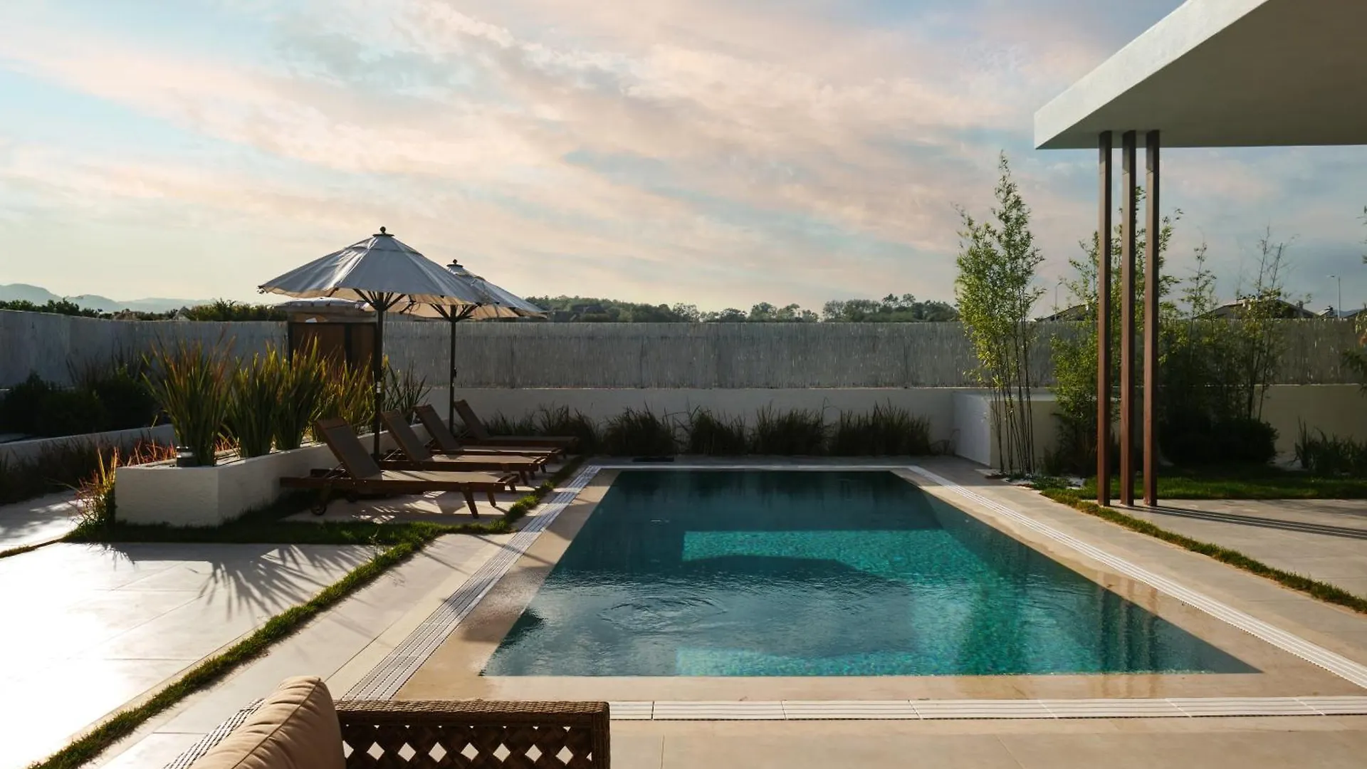 פאטהיה Ashta Suites / Zen Suite