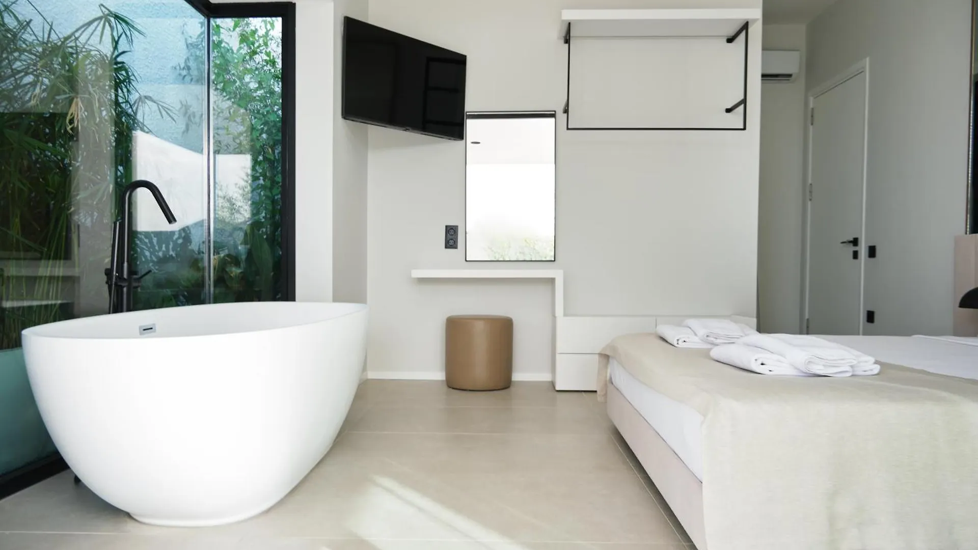 פאטהיה Ashta Suites / Zen Suite 0*,