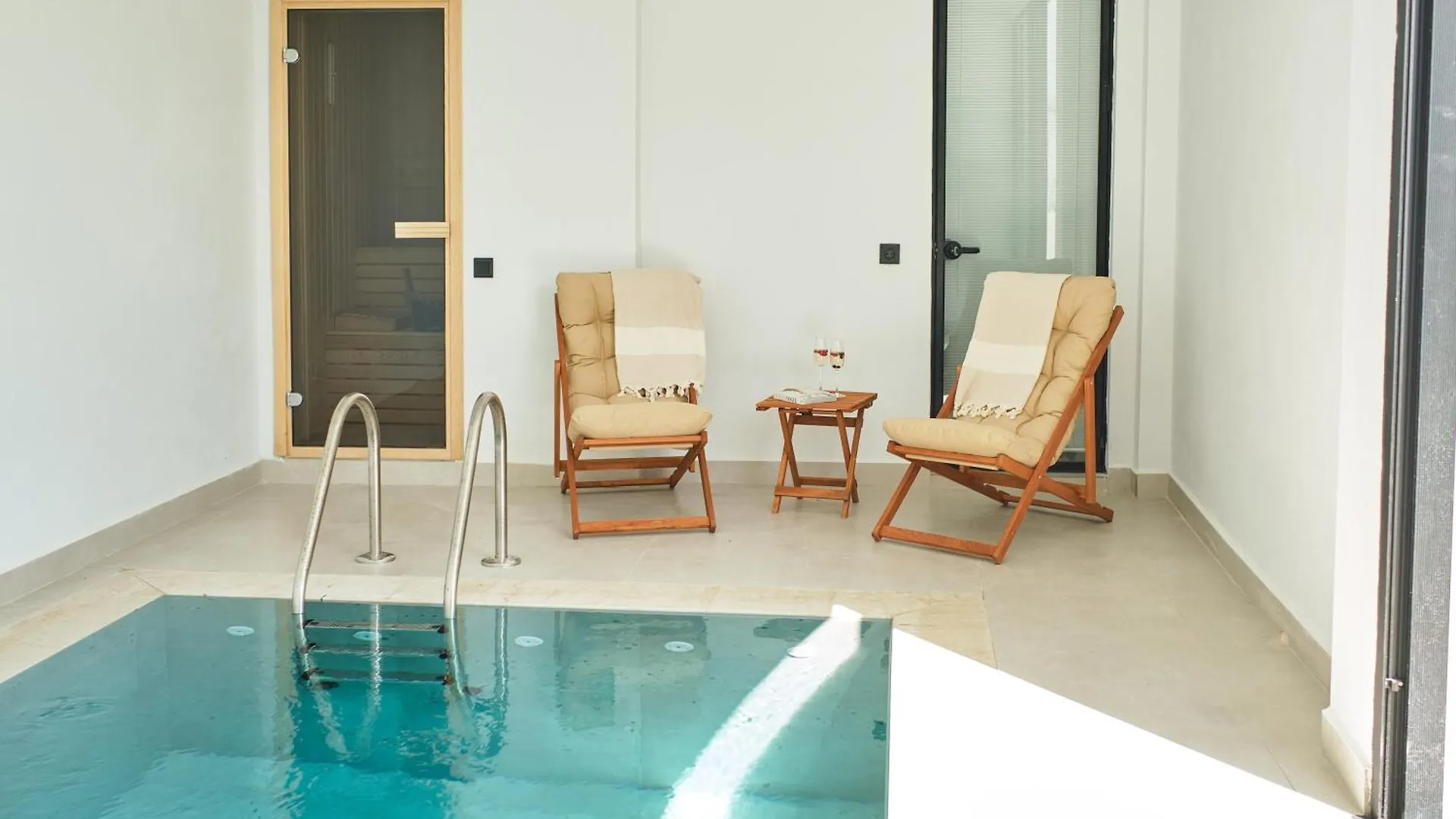 פאטהיה Ashta Suites / Zen Suite וילה