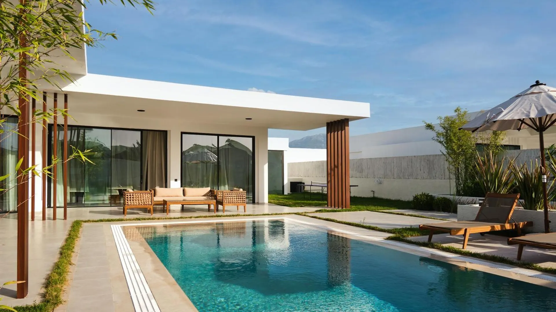 פאטהיה Ashta Suites / Zen Suite 0*,